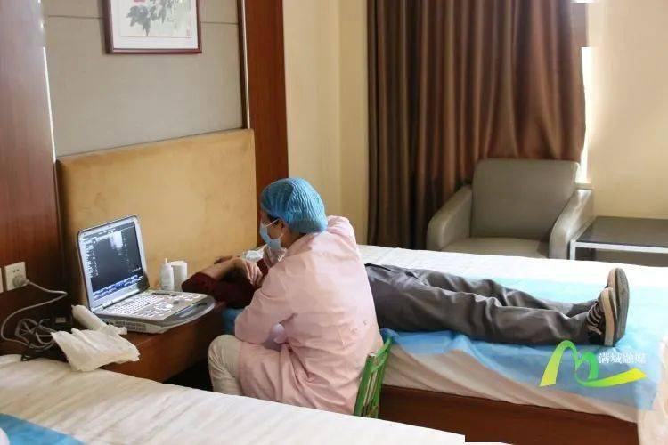 堅持人民至上，守護職工健康——滿城區開展新時代文明實踐“健康義診”進企業活動